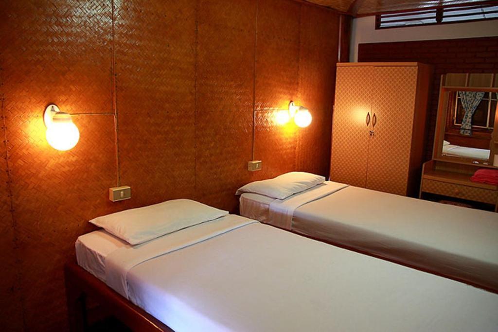 Ben Guesthouse Τσιανγκ Ράϊ Δωμάτιο φωτογραφία